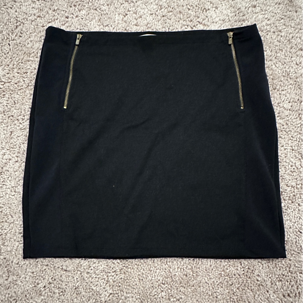 Black mini skirt